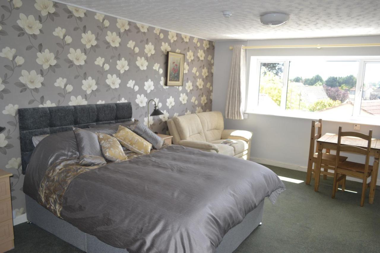 The Lawns Tea Room And B&B Ashcott Экстерьер фото