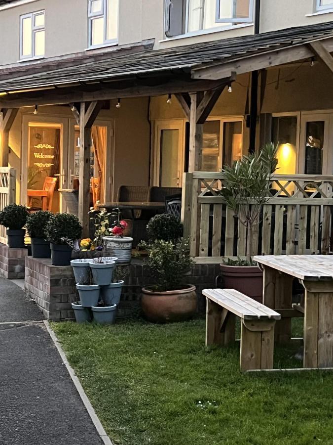 The Lawns Tea Room And B&B Ashcott Экстерьер фото