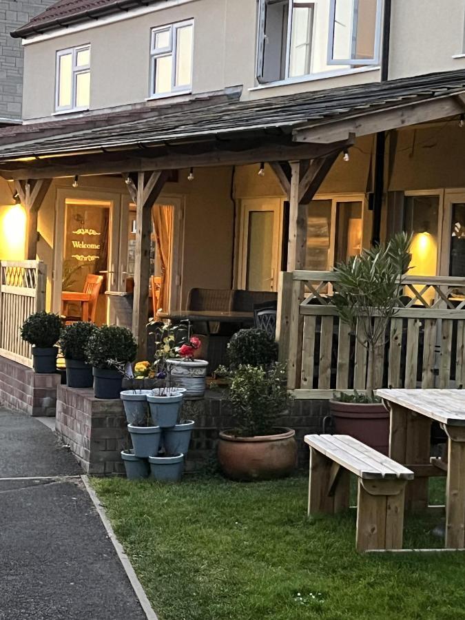 The Lawns Tea Room And B&B Ashcott Экстерьер фото